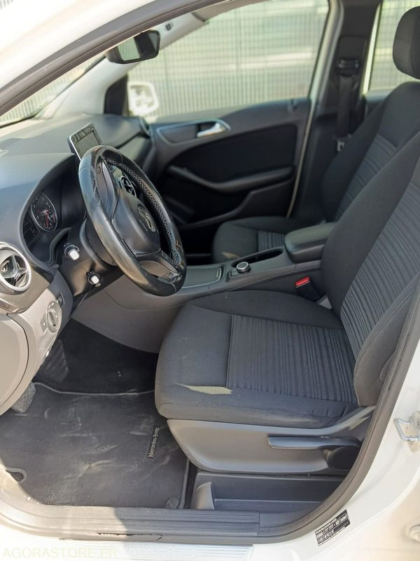 DQ-007-PL - Non Roulant - MERCEDES CLASSE B 160 - BVA - VP - 353 523 Kms - Avtomobil: slika 5 DQ-007-PL - Non Roulant - MERCEDES CLASSE B 160 - BVA - VP - 353 523 Kms - Avtomobil: slika 5