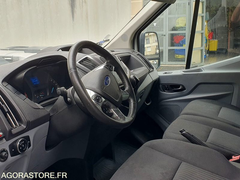 FORD TRANSIT AD BLUE 92178kms 2017 - Dostavno vozilo: slika 5 FORD TRANSIT AD BLUE 92178kms 2017 - Dostavno vozilo: slika 5