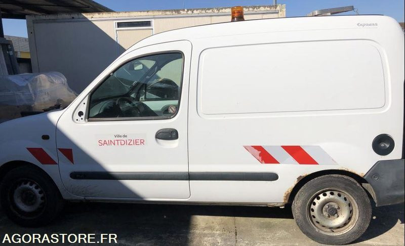 RENAULT KANGOO - Dostavno vozilo: slika 2 RENAULT KANGOO - Dostavno vozilo: slika 2
