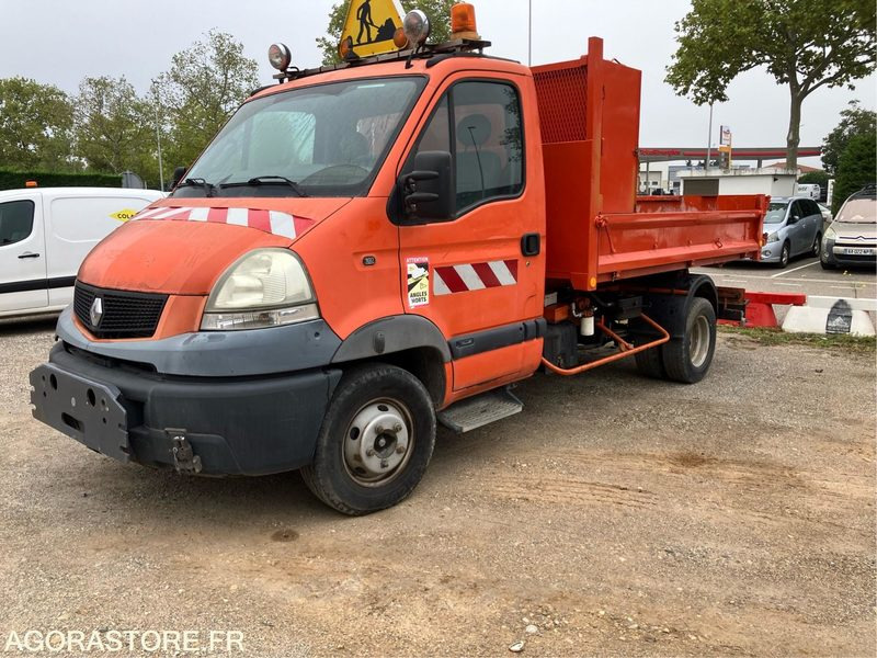 Renault Master - 2005 - 43161kms (P2001716) - Dostavno vozilo: slika 4 Renault Master - 2005 - 43161kms (P2001716) - Dostavno vozilo: slika 4