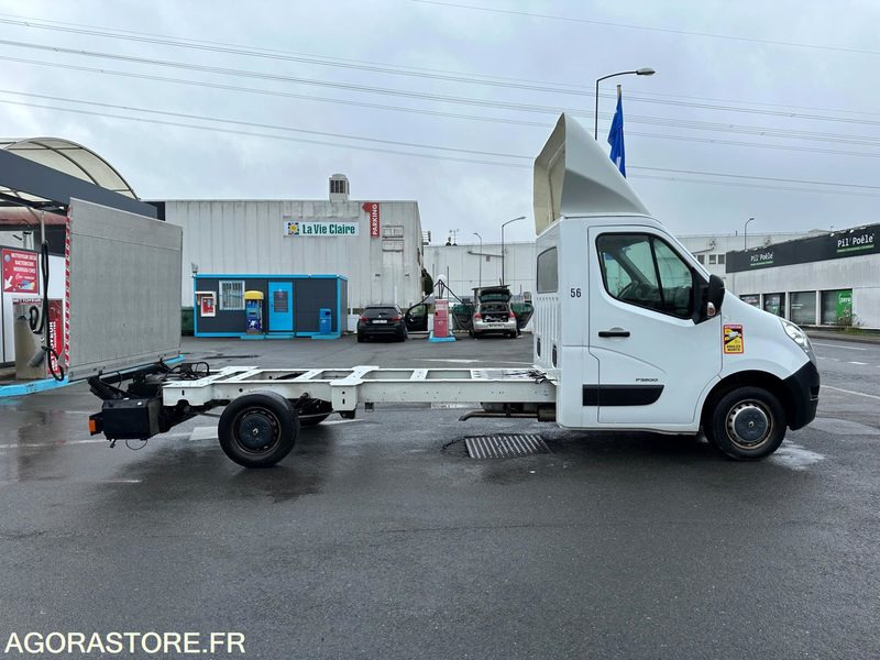 Renault Master III 2.3 DCI Plateau avec Hayon - Dostavno vozilo: slika 5 Renault Master III 2.3 DCI Plateau avec Hayon - Dostavno vozilo: slika 5