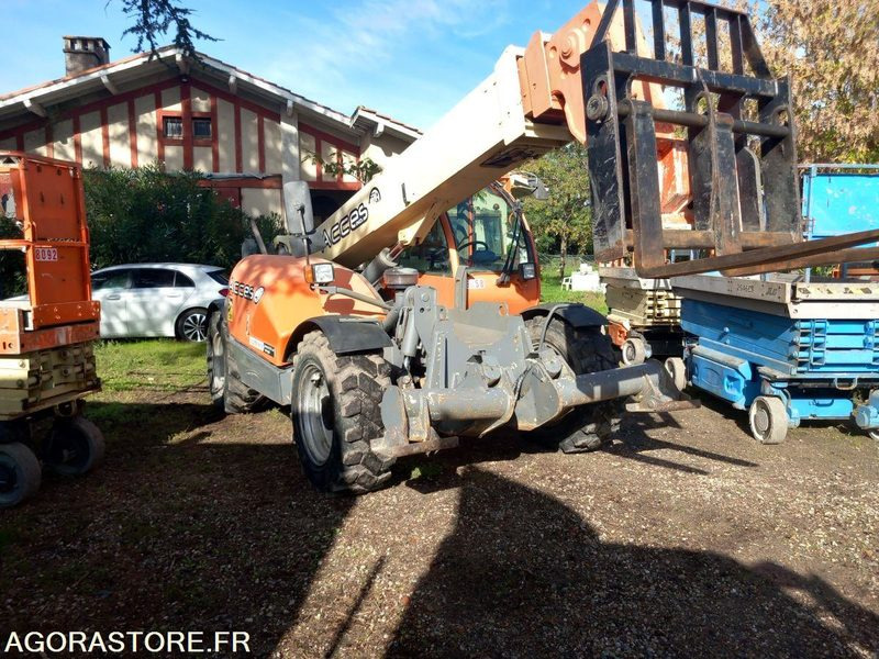 Chariot télescopique JLG 4013 - Drugi stroj: slika 1 Chariot télescopique JLG 4013 - Drugi stroj: slika 1