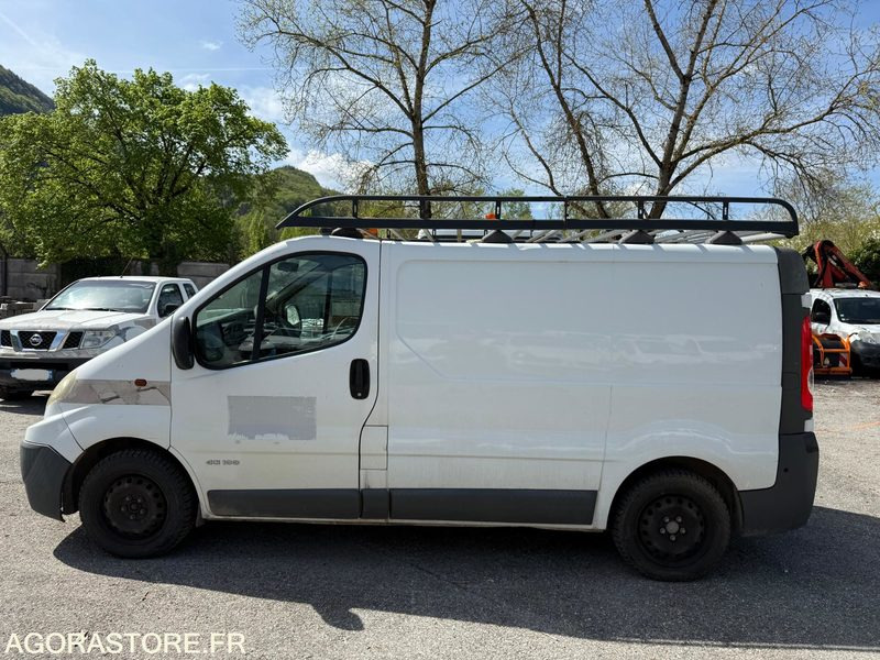 EQ505KX - RENAULT TRAFIC 1.9 dci 100 - - Furgon: slika 2 EQ505KX - RENAULT TRAFIC 1.9 dci 100 - - Furgon: slika 2