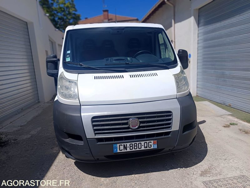 FIAT DUCATO 2.0 115CV - 2012 - 232100KMS - Furgon: slika 2 FIAT DUCATO 2.0 115CV - 2012 - 232100KMS - Furgon: slika 2