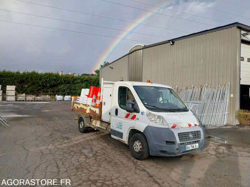 FIAT DUCATO 3.5 ML 2.2 MJT BENNE AA-754-LK 170 000 kms 2009 - Dostavno vozilo prekucnik: slika 1 FIAT DUCATO 3.5 ML 2.2 MJT BENNE AA-754-LK 170 000 kms 2009 - Dostavno vozilo prekucnik: slika 1