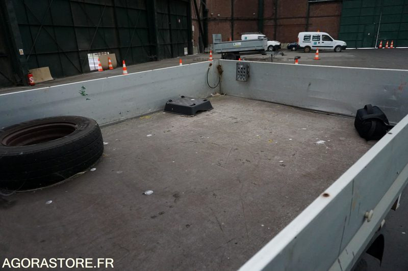 FIAT DUCATO PLATEAU DOUBLE CABINE - Dostavno vozilo prekucnik: slika 5 FIAT DUCATO PLATEAU DOUBLE CABINE - Dostavno vozilo prekucnik: slika 5