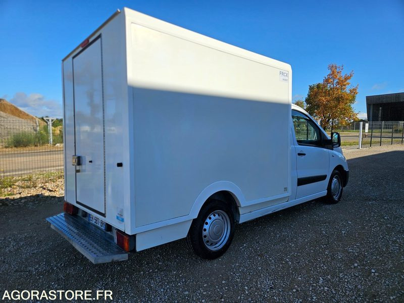 FIAT SCUDO 2.0 130 CAISSE FRIGORIFIQUE FRCX 3 PLACES - Hladilno vozilo: slika 5 FIAT SCUDO 2.0 130 CAISSE FRIGORIFIQUE FRCX 3 PLACES - Hladilno vozilo: slika 5