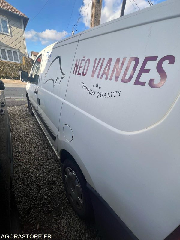 FIAT- SCUDO - 2015 - 350 000 KM - FRIGORIFIQUE MULTI TEMPERATURE - Hladilno vozilo: slika 1 FIAT- SCUDO - 2015 - 350 000 KM - FRIGORIFIQUE MULTI TEMPERATURE - Hladilno vozilo: slika 1