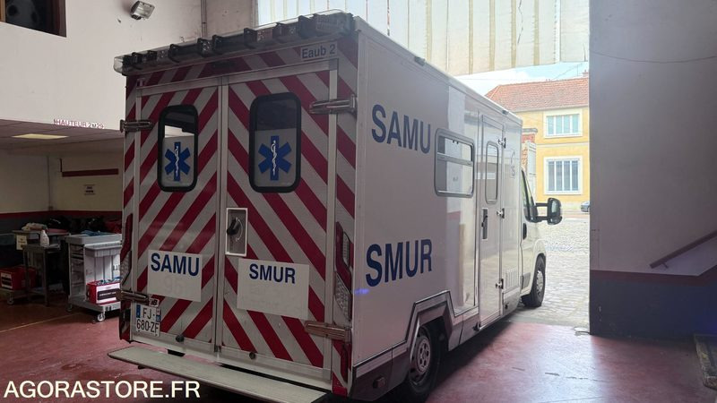 FJ-680-ZF - Non Roulant - PEUGEOT BOXER - SMUR - L3H2 4T - CG KS - 180 000 Kms - Furgon: slika 3 FJ-680-ZF - Non Roulant - PEUGEOT BOXER - SMUR - L3H2 4T - CG KS - 180 000 Kms - Furgon: slika 3