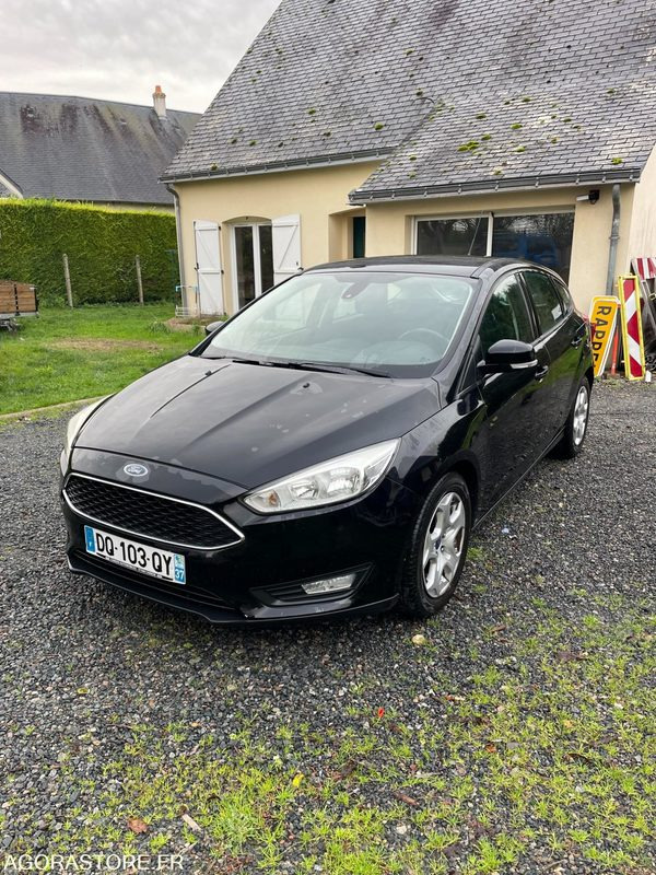 FORD-FOCUS-2015-170332KMS - Avtomobil: slika 4 FORD-FOCUS-2015-170332KMS - Avtomobil: slika 4