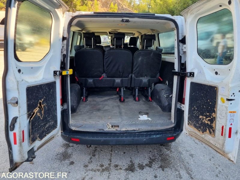 FORD TRANSIT KOMBI TREND 9 PLACES L2H1 TDCI 105CV de 2017 - 72 000KM (R3B249) - Minibus, Potniški kombi: slika 4 FORD TRANSIT KOMBI TREND 9 PLACES L2H1 TDCI 105CV de 2017 - 72 000KM (R3B249) - Minibus, Potniški kombi: slika 4