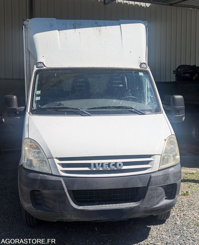 FOURGON IVECO 35C18 - 2008 - 182 000 KM - Furgon: slika 1 FOURGON IVECO 35C18 - 2008 - 182 000 KM - Furgon: slika 1