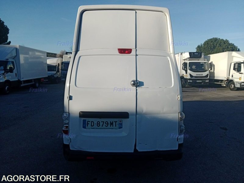 FOURGONETTE NV200 NISSAN - 2019 / 55730 KM - FD879MT - Mali kombi, Električno dostavno vozilo: slika 4 FOURGONETTE NV200 NISSAN - 2019 / 55730 KM - FD879MT - Mali kombi, Električno dostavno vozilo: slika 4
