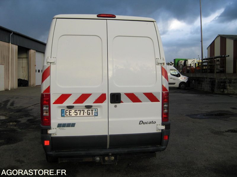 Fiat Ducato - Furgon: slika 4 Fiat Ducato - Furgon: slika 4