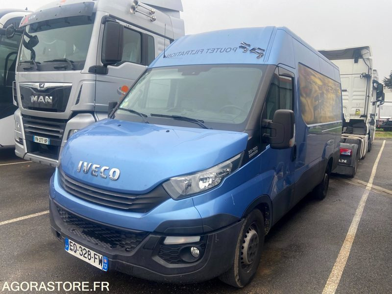 Fourgon Iveco Daily - 2017 - 80000 Kms - Furgon: slika 2 Fourgon Iveco Daily - 2017 - 80000 Kms - Furgon: slika 2