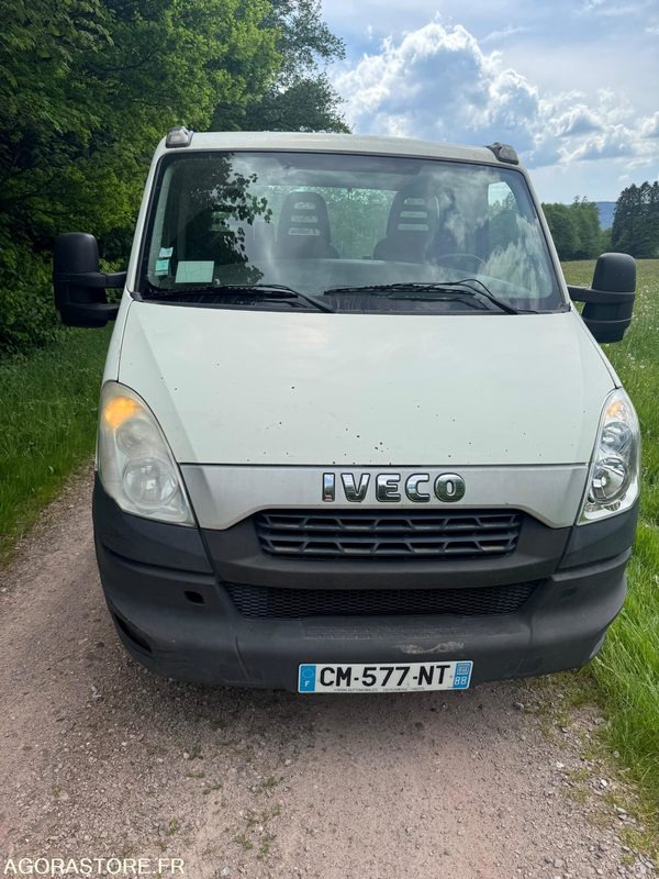 IVECO - 35C13 - avec système de benne amplirol - Dostavno vozilo prekucnik: slika 3 IVECO - 35C13 - avec système de benne amplirol - Dostavno vozilo prekucnik: slika 3