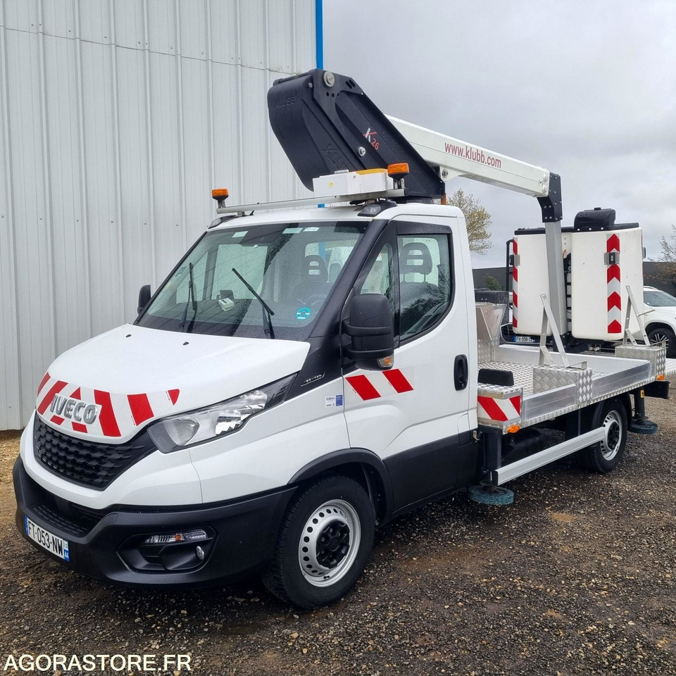 IVECO - 35S16 NACELLE - 2020 / 21000 KM - Furgon: slika 1 IVECO - 35S16 NACELLE - 2020 / 21000 KM - Furgon: slika 1