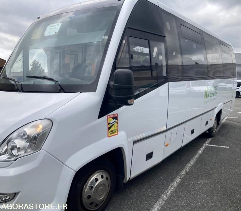 IVECO 70C17 DIETRICH CAREBUS - 2014 - 41295 KM - Minibus, Potniški kombi: slika 3 IVECO 70C17 DIETRICH CAREBUS - 2014 - 41295 KM - Minibus, Potniški kombi: slika 3