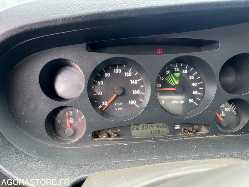 IVECO BENNE 35C12 - Dostavno vozilo prekucnik: slika 5 IVECO BENNE 35C12 - Dostavno vozilo prekucnik: slika 5