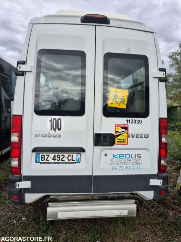 IVECO BUS DAILY N°112039 - Minibus, Potniški kombi: slika 2 IVECO BUS DAILY N°112039 - Minibus, Potniški kombi: slika 2