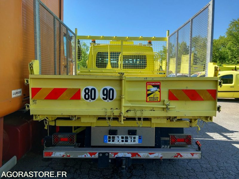 IVECO DAILY 65C18D DOUBLE CABINE BENNE (CI0410) - Mali kombi: slika 4 IVECO DAILY 65C18D DOUBLE CABINE BENNE (CI0410) - Mali kombi: slika 4