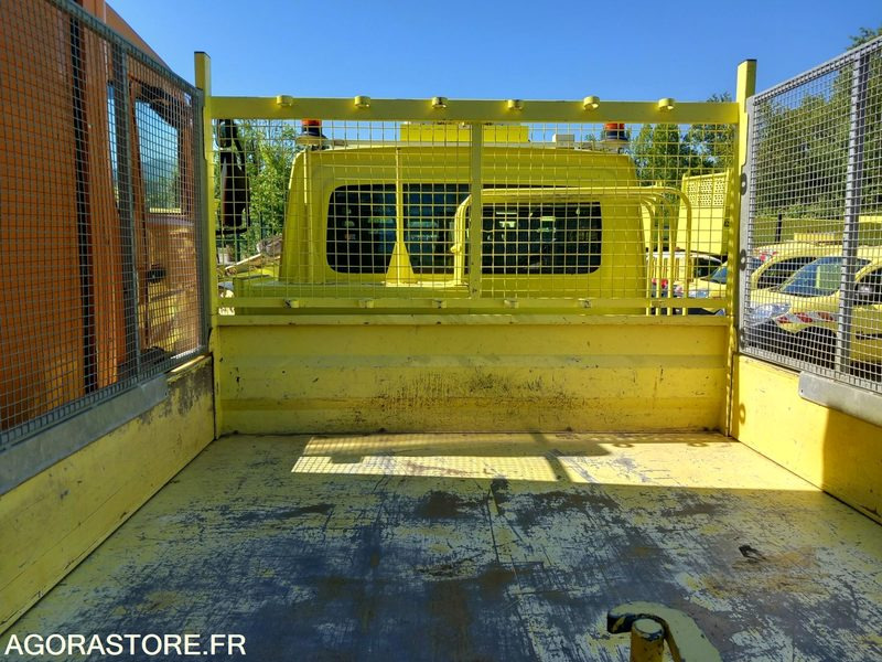 IVECO DAILY 65C18D DOUBLE CABINE BENNE (CI0410) - Mali kombi: slika 5 IVECO DAILY 65C18D DOUBLE CABINE BENNE (CI0410) - Mali kombi: slika 5