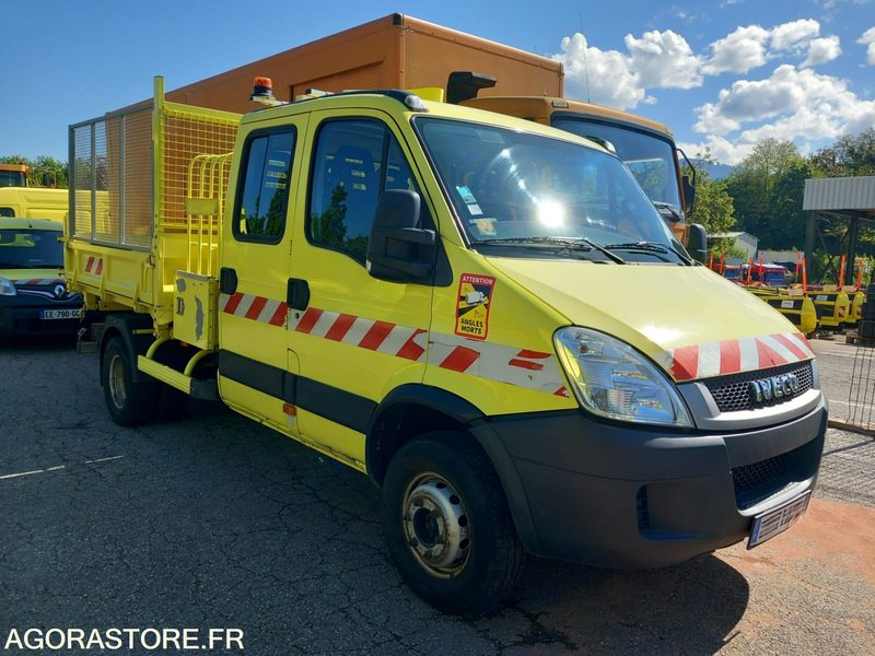 IVECO DAILY 65C18D DOUBLE CABINE BENNE (CI0410) - Mali kombi: slika 1 IVECO DAILY 65C18D DOUBLE CABINE BENNE (CI0410) - Mali kombi: slika 1