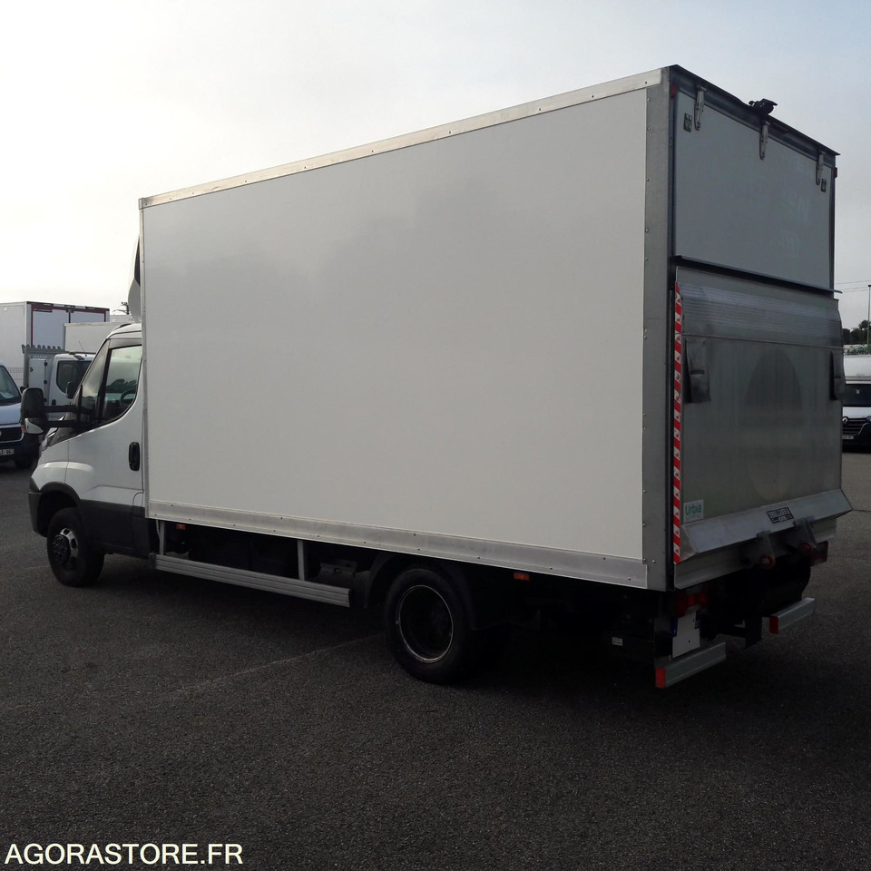 IVECO DAILY CHASSIS CABINE- 2019- 118608KM - Furgon: slika 3 IVECO DAILY CHASSIS CABINE- 2019- 118608KM - Furgon: slika 3