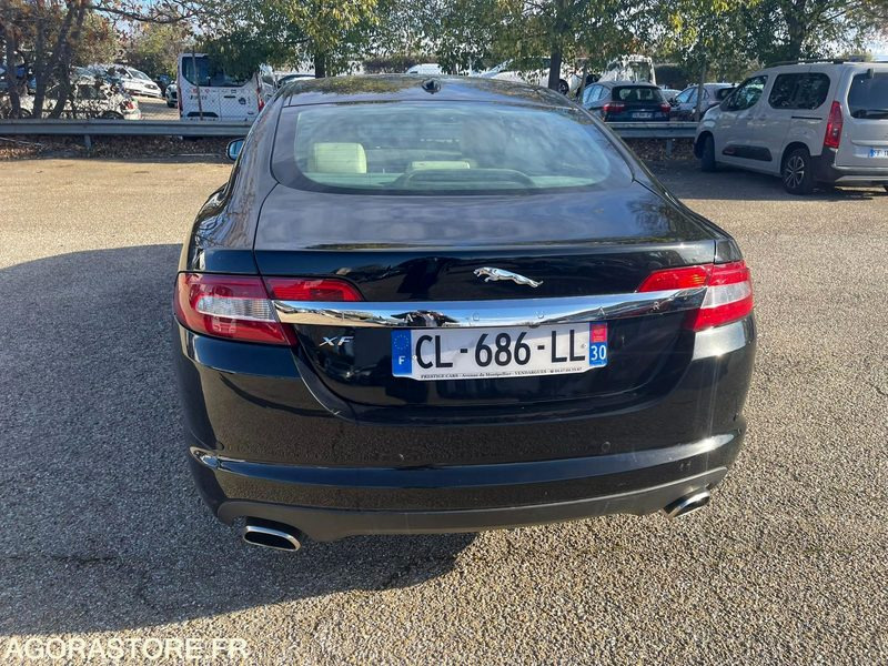 JAGUAR XF 3.0 D 240CH BOITE AUTO - 2011 - 123000KMS - Avtomobil: slika 4 JAGUAR XF 3.0 D 240CH BOITE AUTO - 2011 - 123000KMS - Avtomobil: slika 4