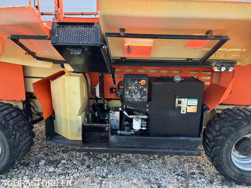 JLG 3394RT - Nacelle ciseaux - Škarjasta dvižna ploščad: slika 5 JLG 3394RT - Nacelle ciseaux - Škarjasta dvižna ploščad: slika 5