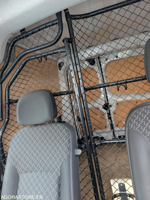 KANGOO de 2013 avec galerie toit et attache remorque - 75 CV - 81 502 KM - Mali kombi: slika 5 KANGOO de 2013 avec galerie toit et attache remorque - 75 CV - 81 502 KM - Mali kombi: slika 5