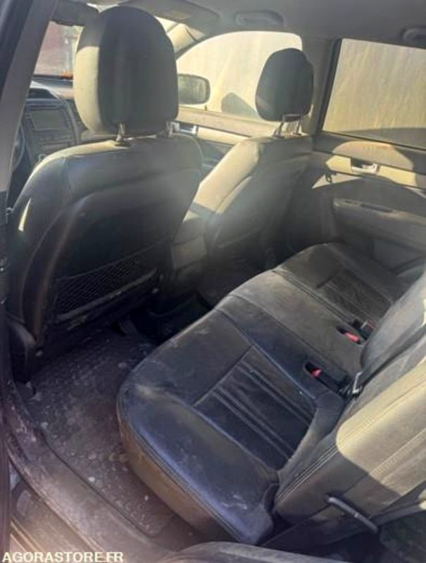 KIA SORENTO // BN-896-BD // 257 559KM // 2011 - SUV: slika 4 KIA SORENTO // BN-896-BD // 257 559KM // 2011 - SUV: slika 4