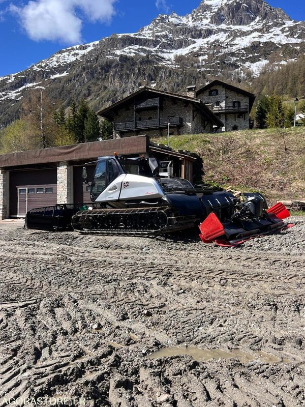 CHENILLETTE DE DAMAGE ED 82 PRE EQUIPE TREUIL (SANS TREUIL) - Komunalno/ Posebno vozilo: slika 4 CHENILLETTE DE DAMAGE ED 82 PRE EQUIPE TREUIL (SANS TREUIL) - Komunalno/ Posebno vozilo: slika 4