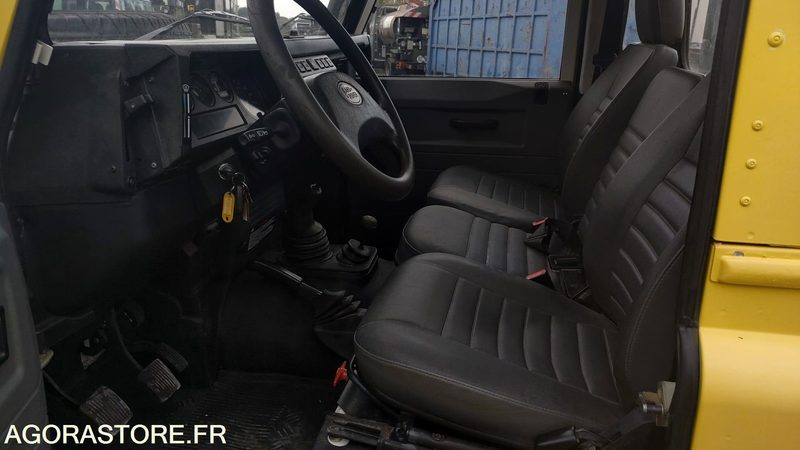 LAND ROVER DEFENDER - 2003 - 98879km - Poltovornjak: slika 5 LAND ROVER DEFENDER - 2003 - 98879km - Poltovornjak: slika 5
