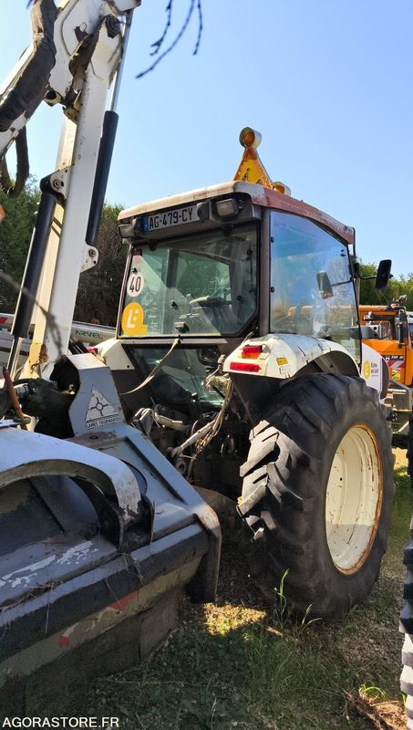 Lot Renault - Tracteur ergos 446 Roto 209 - 2009 et FAUCHEUSE NOREMAT VISIOBRA - Traktor: slika 5 Lot Renault - Tracteur ergos 446 Roto 209 - 2009 et FAUCHEUSE NOREMAT VISIOBRA - Traktor: slika 5