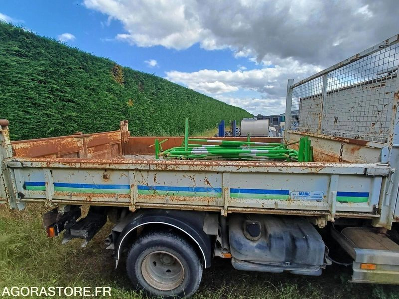 MERCEDES - ATEGO B 918 BENNE AVEC COFFRE - 2002 / 321065KMS (09/2019) - 6487XW14 - Tovornjak prekucnik: slika 4 MERCEDES - ATEGO B 918 BENNE AVEC COFFRE - 2002 / 321065KMS (09/2019) - 6487XW14 - Tovornjak prekucnik: slika 4