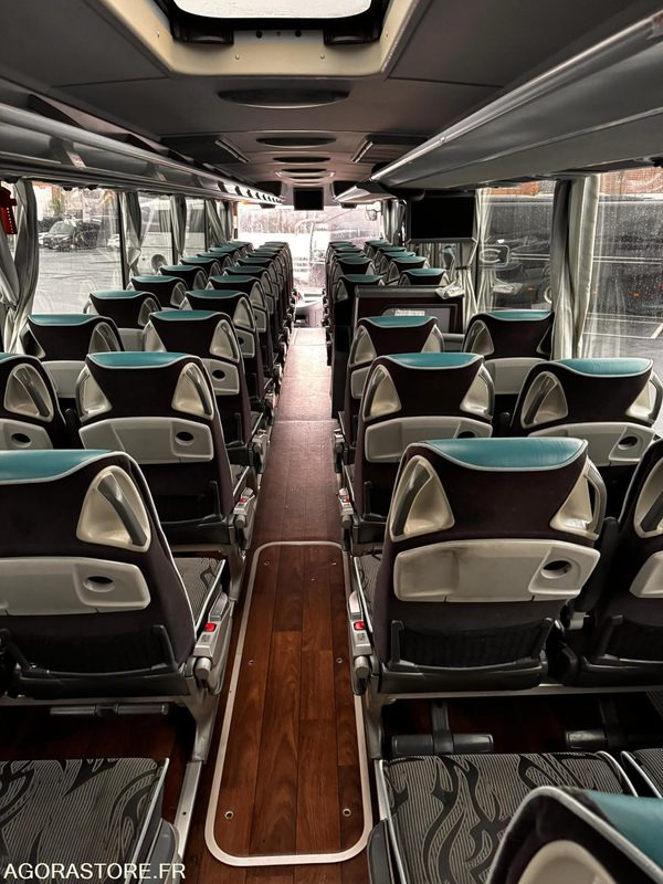 MERCEDES TOURISMO 16 RHD / 13M / 53+1+1+WC+PMR / 592 350KM - Potovalni avtobus: slika 5 MERCEDES TOURISMO 16 RHD / 13M / 53+1+1+WC+PMR / 592 350KM - Potovalni avtobus: slika 5