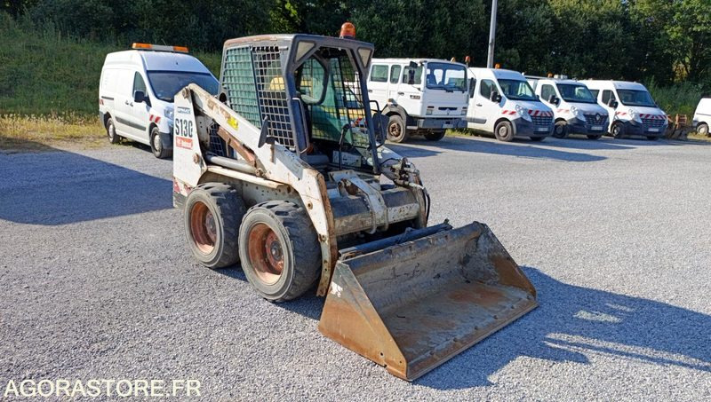MINI CHARGEUR BOBCAT S130 - 2012 - 4758H - Nakladalec: slika 2 MINI CHARGEUR BOBCAT S130 - 2012 - 4758H - Nakladalec: slika 2