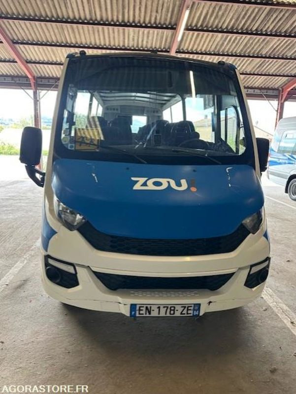 MINICARS IVECO BUS DAILY TOURYS 25396 MEC 2017 KM 277000 EN-178-ZE - Minibus, Potniški kombi: slika 1 MINICARS IVECO BUS DAILY TOURYS 25396 MEC 2017 KM 277000 EN-178-ZE - Minibus, Potniški kombi: slika 1
