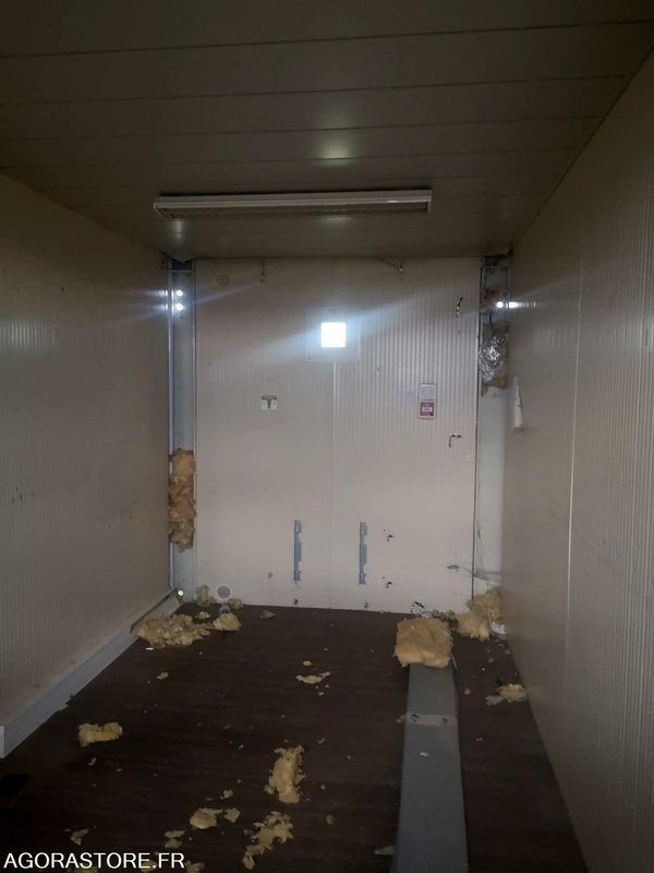 MODULAIRE ALGECO VENTE PAR MODULE 6M*2.40M - Gradbeni kontejner: slika 1 MODULAIRE ALGECO VENTE PAR MODULE 6M*2.40M - Gradbeni kontejner: slika 1