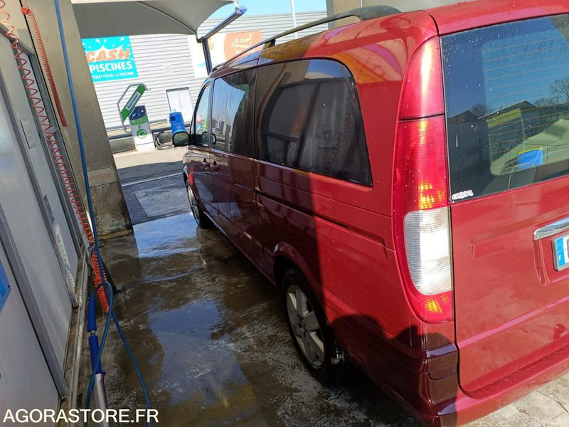 Mercedes-Benz Viano 2.2 - 2004 - 230 000 - Avtomobil: slika 4 Mercedes-Benz Viano 2.2 - 2004 - 230 000 - Avtomobil: slika 4