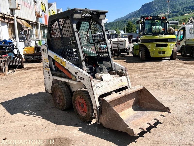 Mini-chargeuse Bobcat 463 - 2001 - 3055 heures - Nakladalec: slika 5 Mini-chargeuse Bobcat 463 - 2001 - 3055 heures - Nakladalec: slika 5