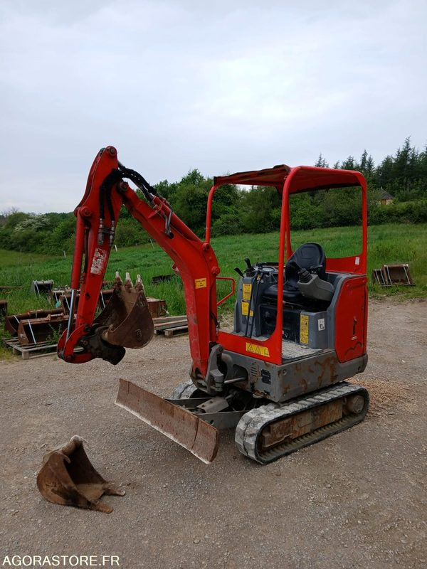 Mini pelle Bobcat E17 avec 2 godets - Bager: slika 5 Mini pelle Bobcat E17 avec 2 godets - Bager: slika 5