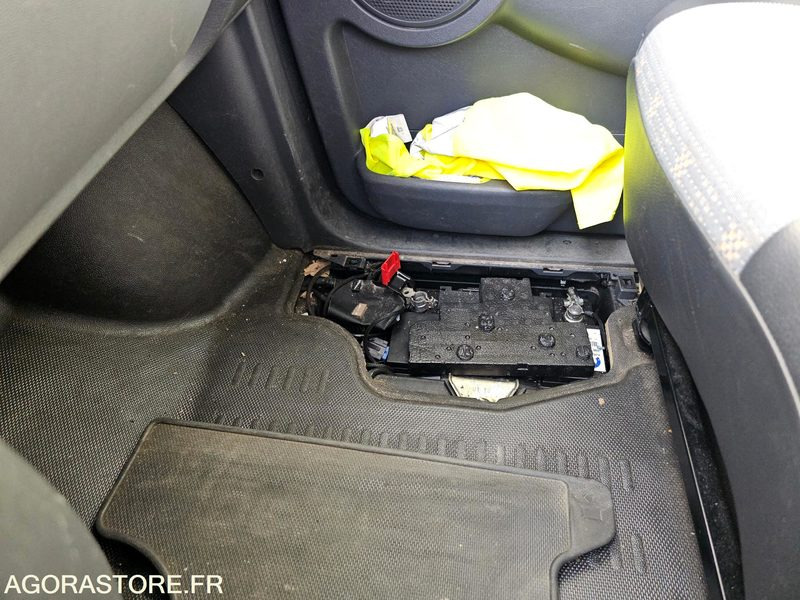 Minibus JUMPY "sans CT" non roulant - Minibus, Potniški kombi: slika 5 Minibus JUMPY "sans CT" non roulant - Minibus, Potniški kombi: slika 5