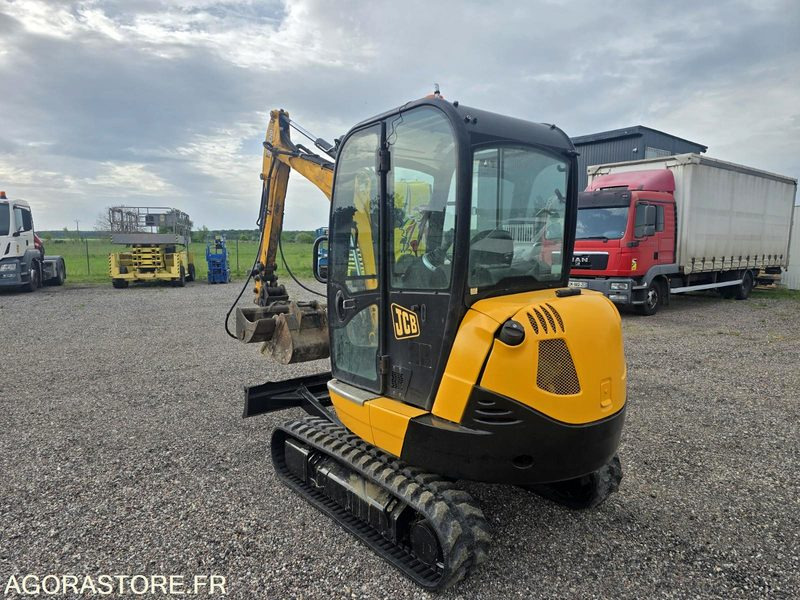 Minipelle JCB 8026 CTS - 2020 - avec remorque 3T - Bager: slika 4 Minipelle JCB 8026 CTS - 2020 - avec remorque 3T - Bager: slika 4