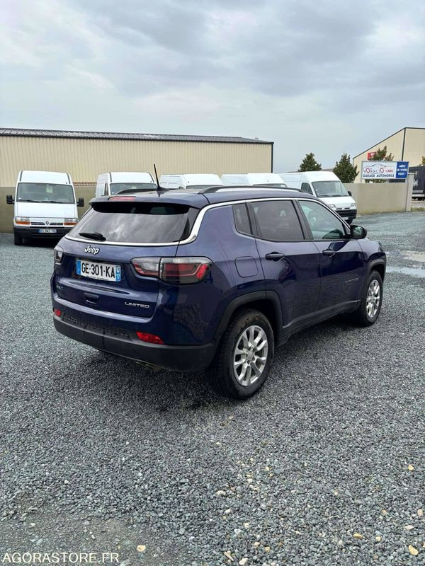 NIORT- JEEP COMPASS 1.3 HYBRID RECHARGEABLE 4X4 190CV FULL OPTIONS - Avtomobil: slika 5 NIORT- JEEP COMPASS 1.3 HYBRID RECHARGEABLE 4X4 190CV FULL OPTIONS - Avtomobil: slika 5