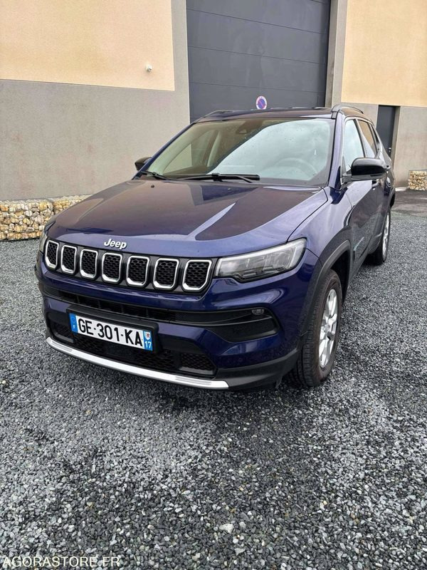 NIORT- JEEP COMPASS 1.3 HYBRID RECHARGEABLE 4X4 190CV FULL OPTIONS - Avtomobil: slika 1 NIORT- JEEP COMPASS 1.3 HYBRID RECHARGEABLE 4X4 190CV FULL OPTIONS - Avtomobil: slika 1