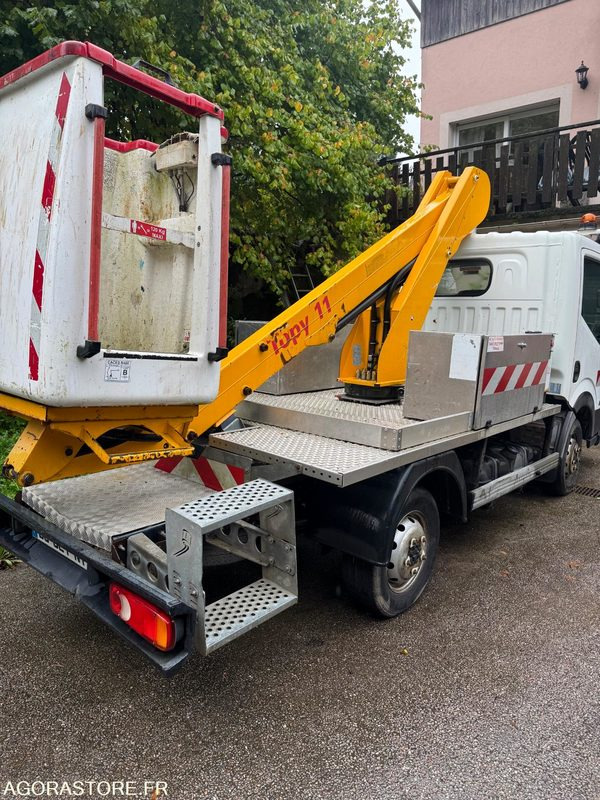 Nacelle Nissan CABSTAR - 2014 - 98 000kms - Dostavno vozilo prekucnik: slika 5 Nacelle Nissan CABSTAR - 2014 - 98 000kms - Dostavno vozilo prekucnik: slika 5