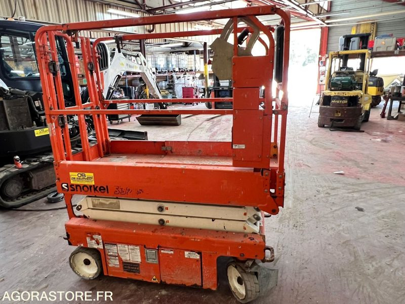 Nacelle ciseaux 6,5M électrique SNORKEL S3215E - 2016 - 840 heures - Škarjasta dvižna ploščad: slika 3 Nacelle ciseaux 6,5M électrique SNORKEL S3215E - 2016 - 840 heures - Škarjasta dvižna ploščad: slika 3