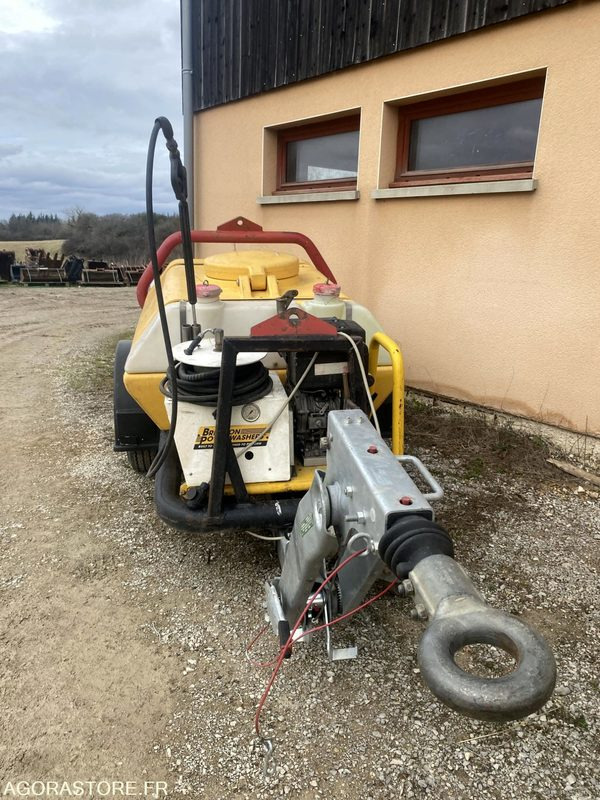 Nettoyeur haute-pression Diesel sur remorque BRENDON BB1000 - Visokotlačni čistilec: slika 2 Nettoyeur haute-pression Diesel sur remorque BRENDON BB1000 - Visokotlačni čistilec: slika 2